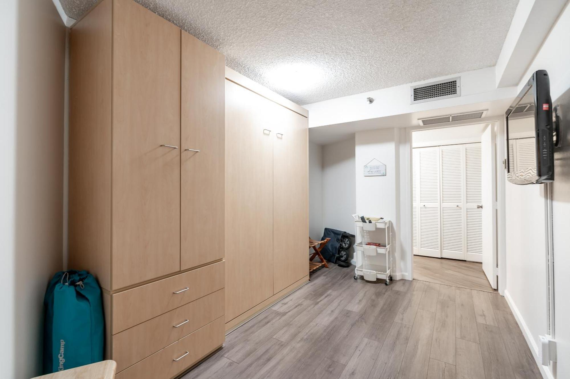 Downtown Honolulu Skyview - 1Bed&Den- Free Parking Διαμέρισμα Εξωτερικό φωτογραφία