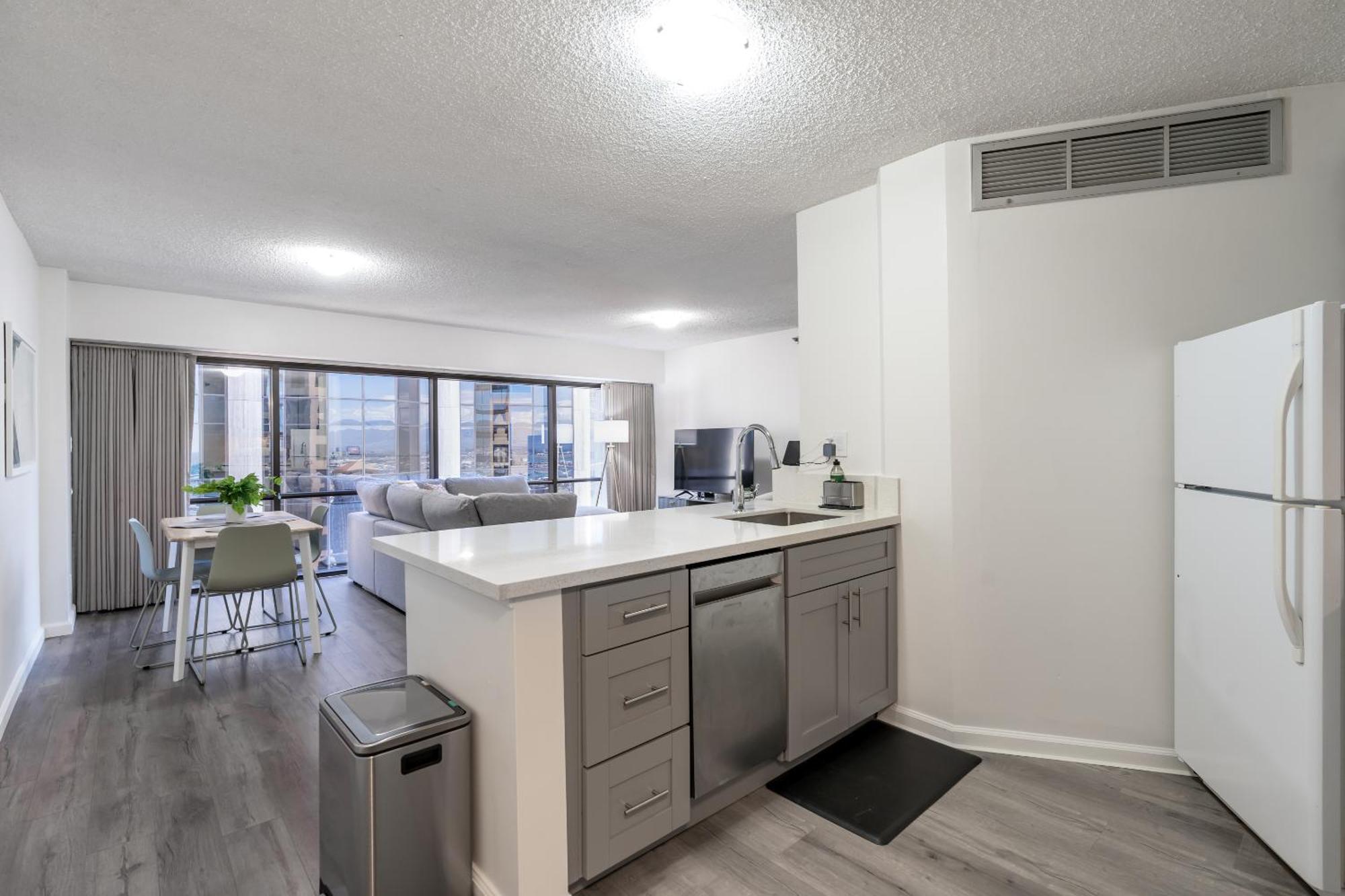 Downtown Honolulu Skyview - 1Bed&Den- Free Parking Διαμέρισμα Εξωτερικό φωτογραφία